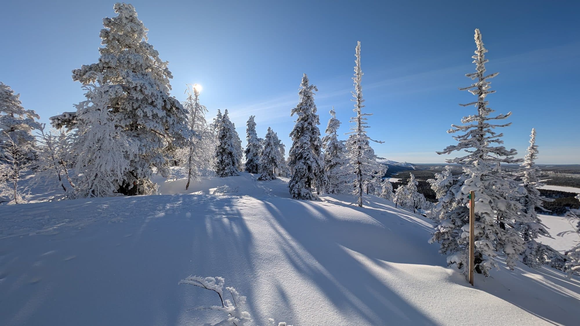 Kuusamo im März: Was das Zentrum hergibt — und was nicht